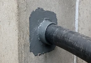 Pipe penetration sealing